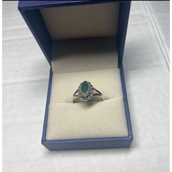 Marquise Cut Natural Beryl Emerald Solitaire Size 7 Heat and Dye Treatment Sterl - Picture 8 of 8